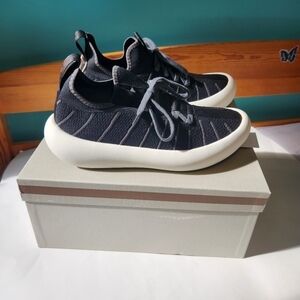 𝅺MARNI Black Banana lace up sneakers size 9(42) BNWT